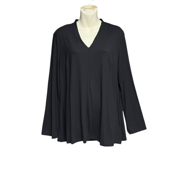 Liz Claiborne size medium NWT Black Relaxed Tunic Top long sleeve - Picture 1 of 7